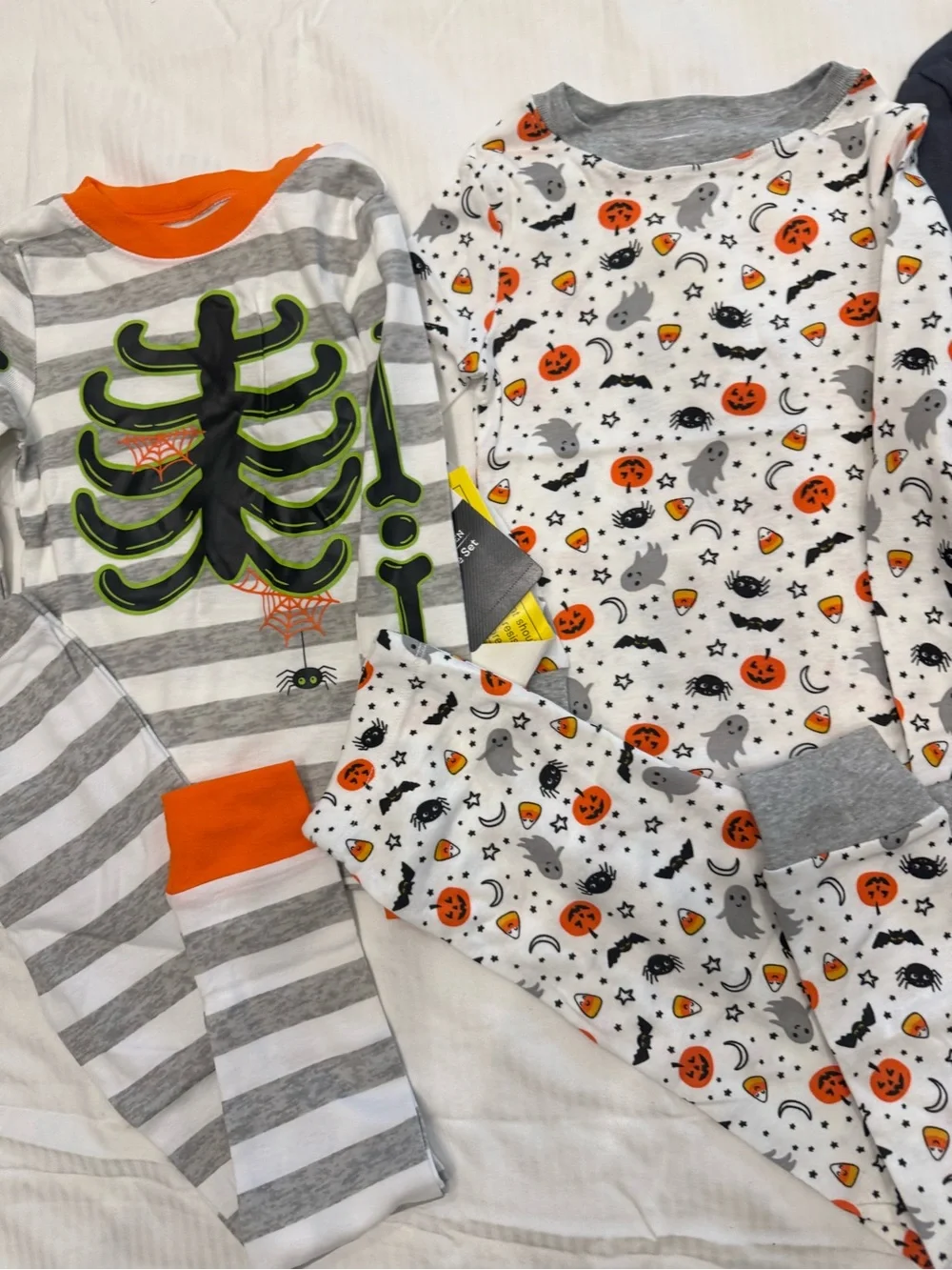 New boys Sz 5 Celebrate It White Gray Orange Halloween Pajama Set bundle